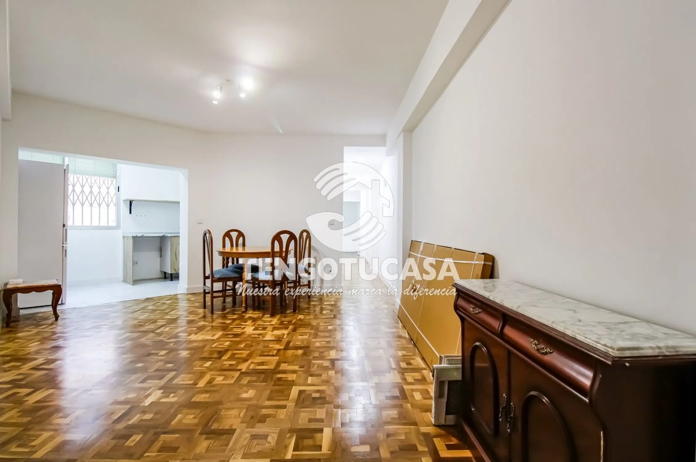 Piso en calle del Ángel de la Guarda