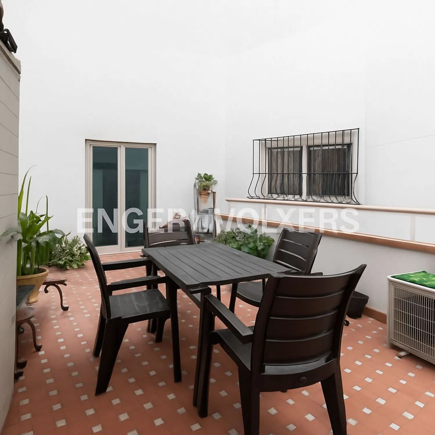 Piso en calle del Marqués de Urquijo - Photo 2