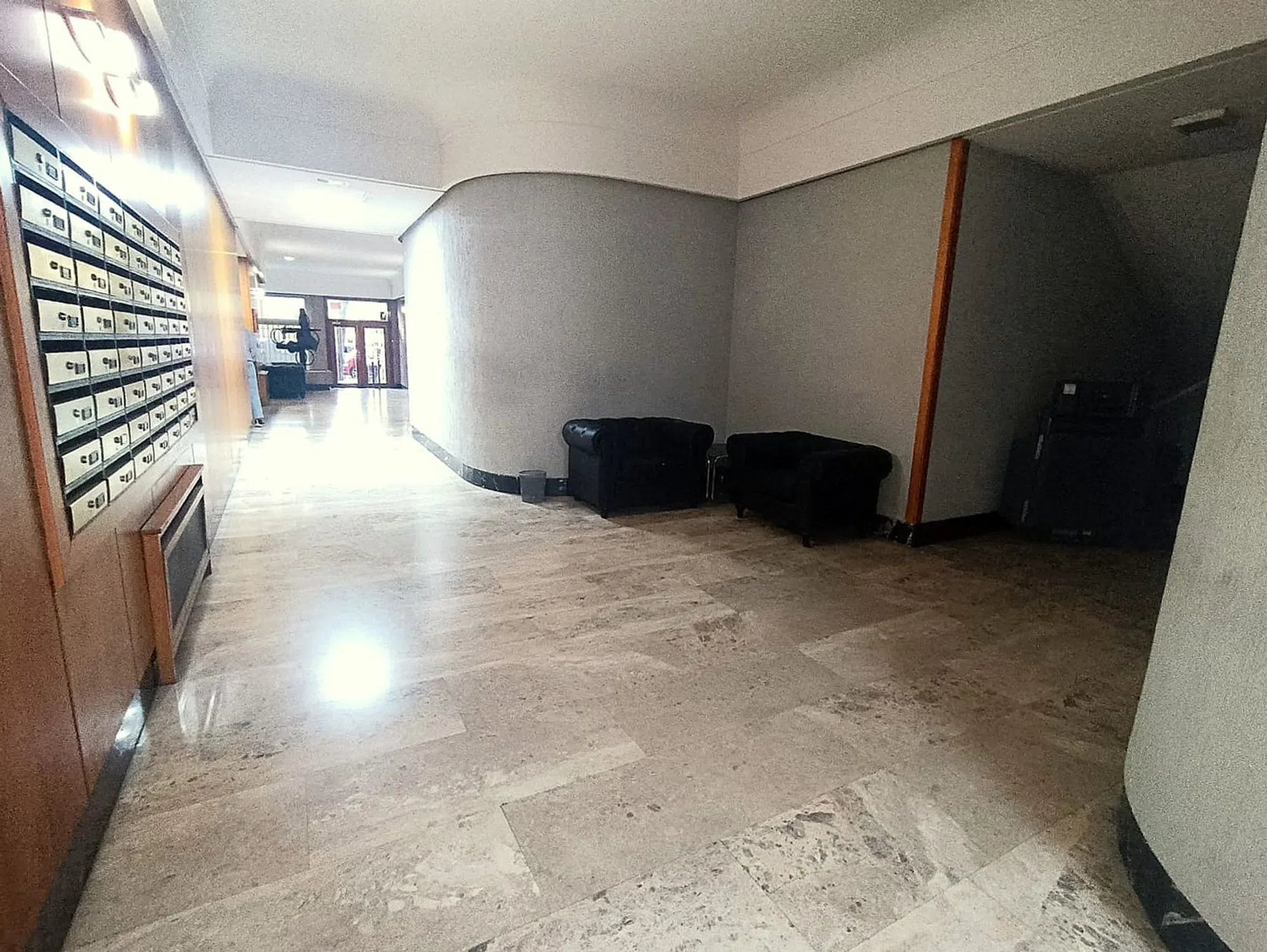 Piso en calle de Cavanilles - Photo 2