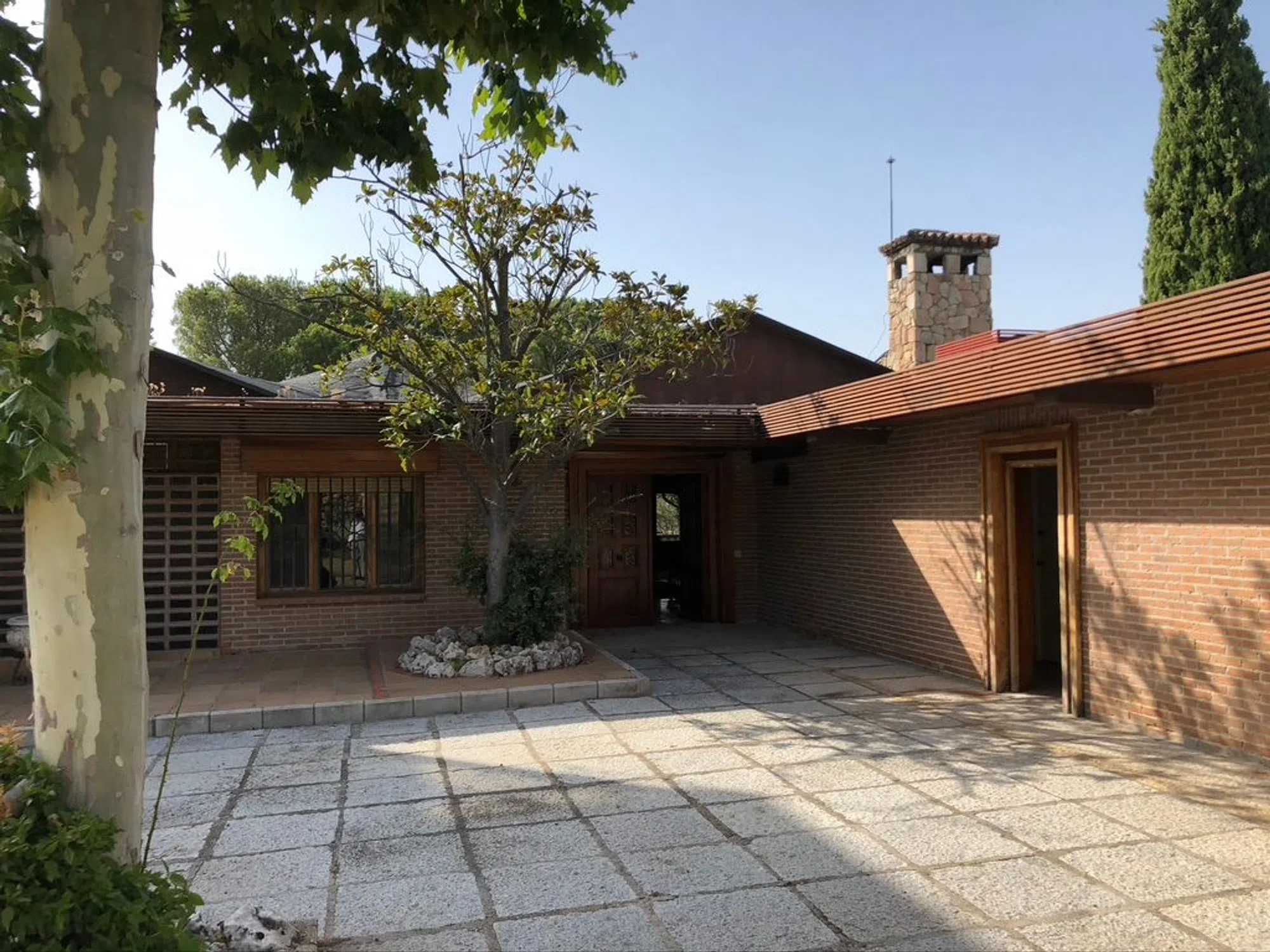 Casa independiente en calle de Hiendelaencina