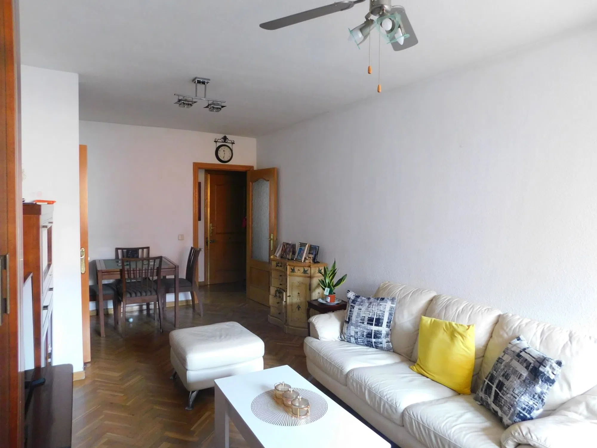Piso en calle de San Florencio - Photo 3