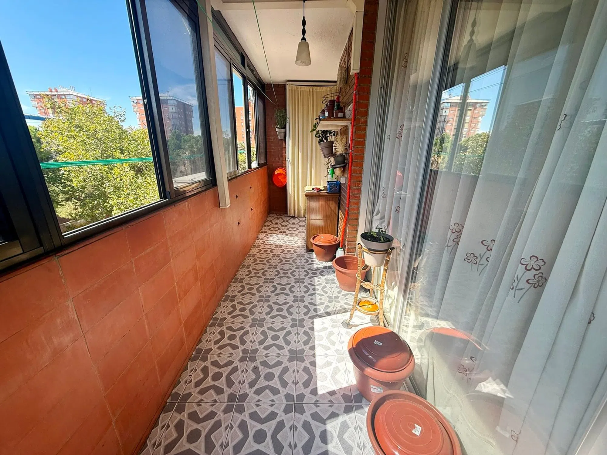 Piso en calle Maracena - Photo 4