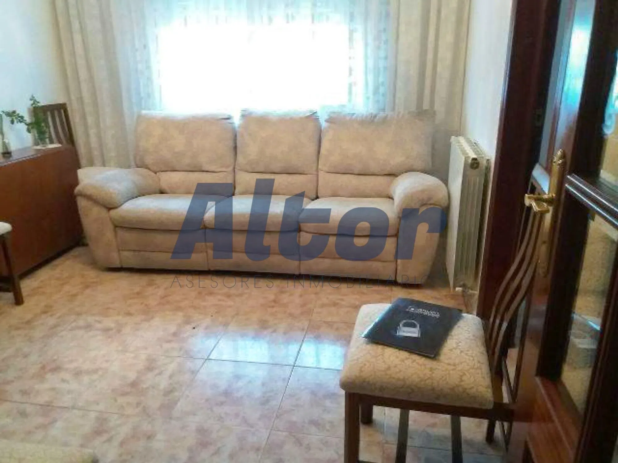 Piso en calle Lezo