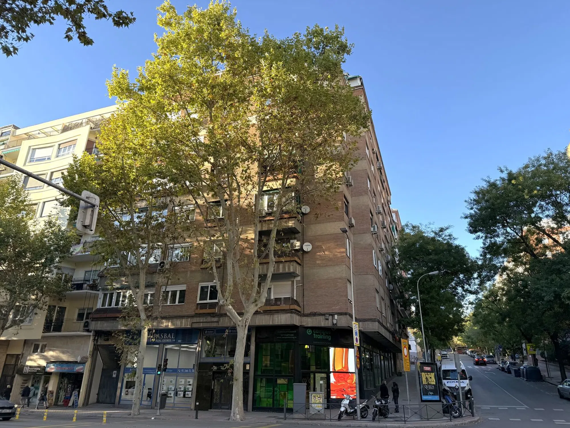 Piso en paseo de la Reina Cristina - Photo 4