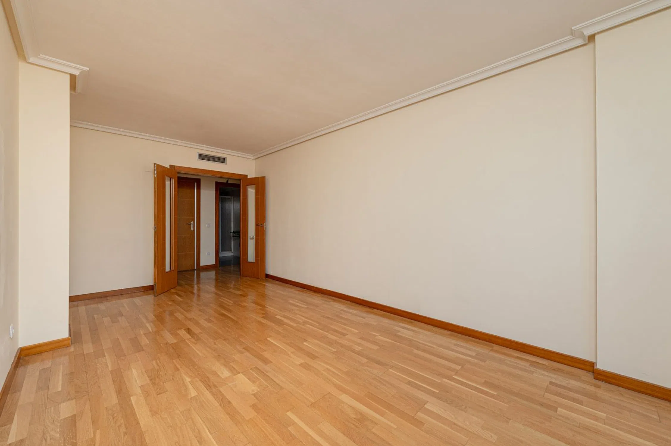 Piso en calle Lenguas - Photo 4