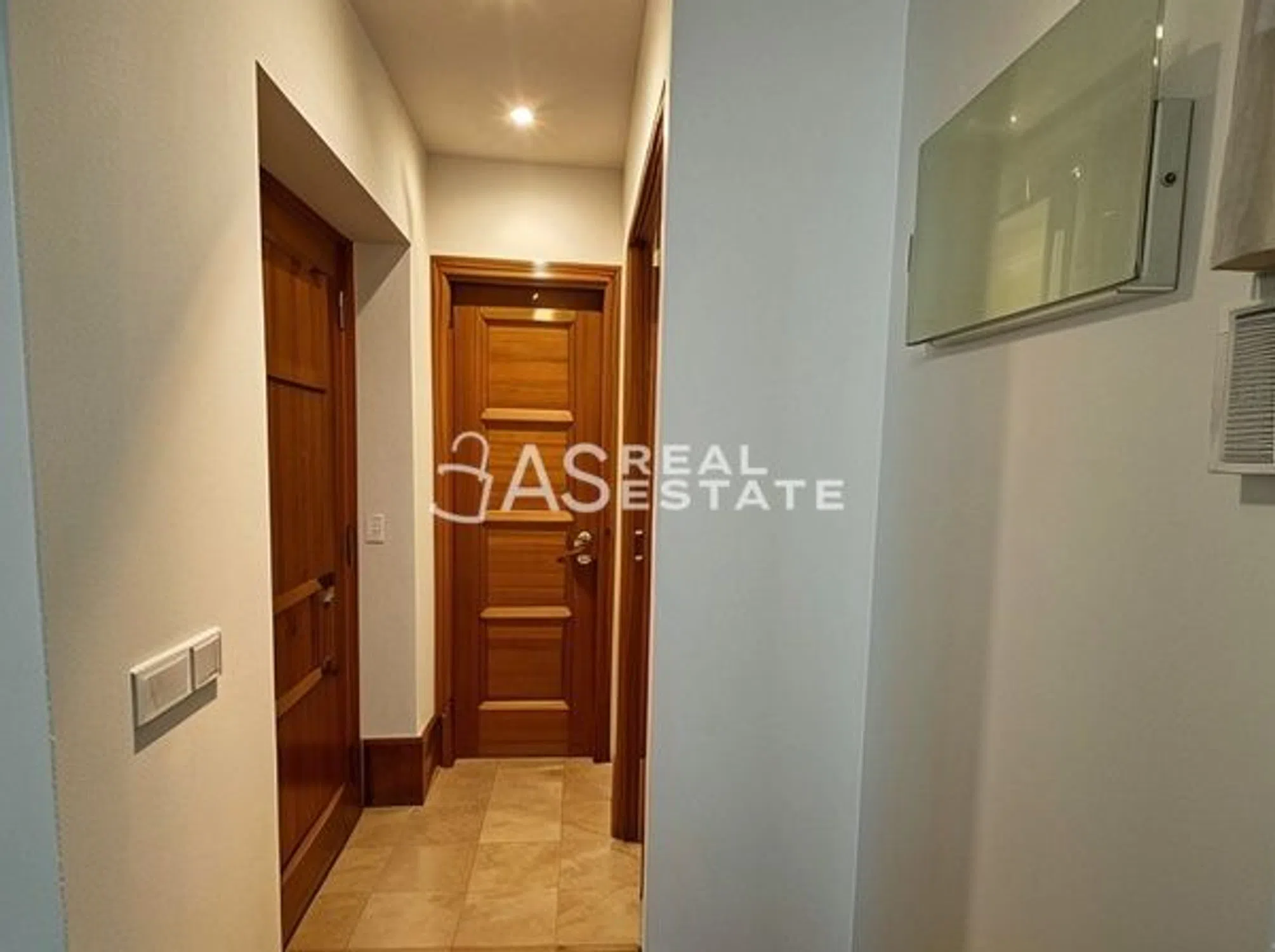 Piso en calle de Madridejos - Photo 2