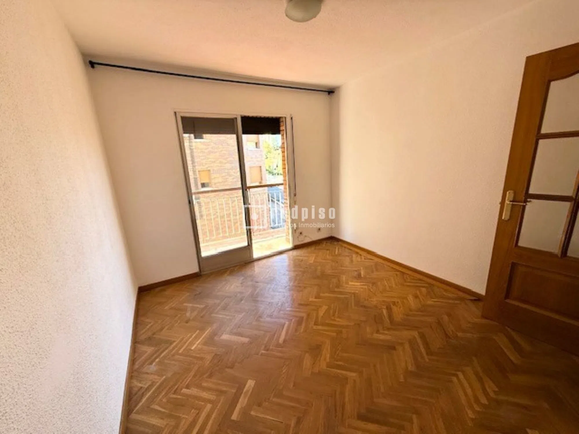 Piso en calle de Villaamil - Photo 3