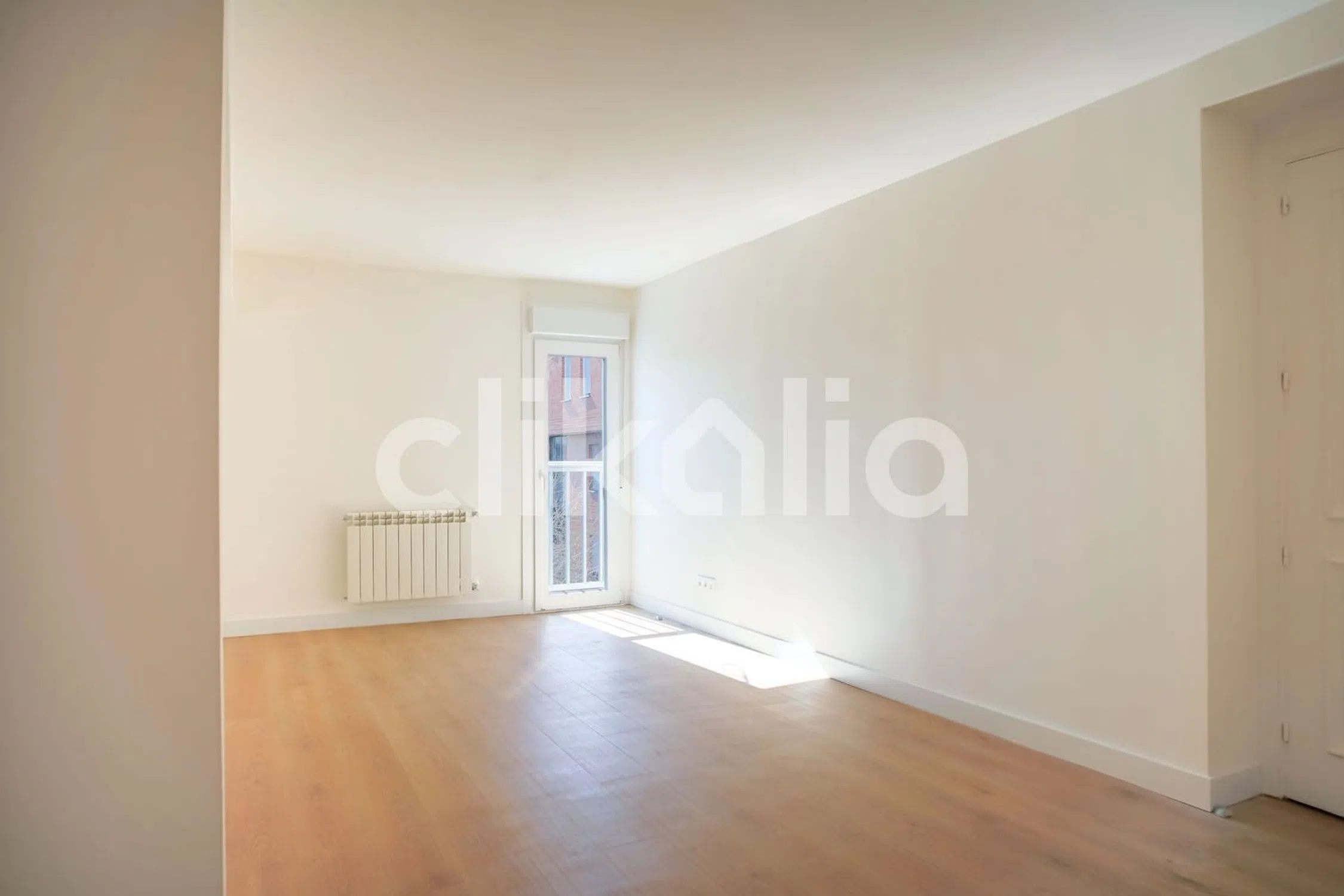 Piso en calle de Ariza - Photo 2