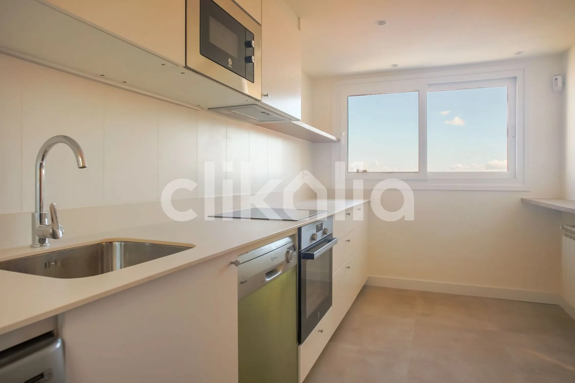 Piso en calle de Ariza - Photo 8