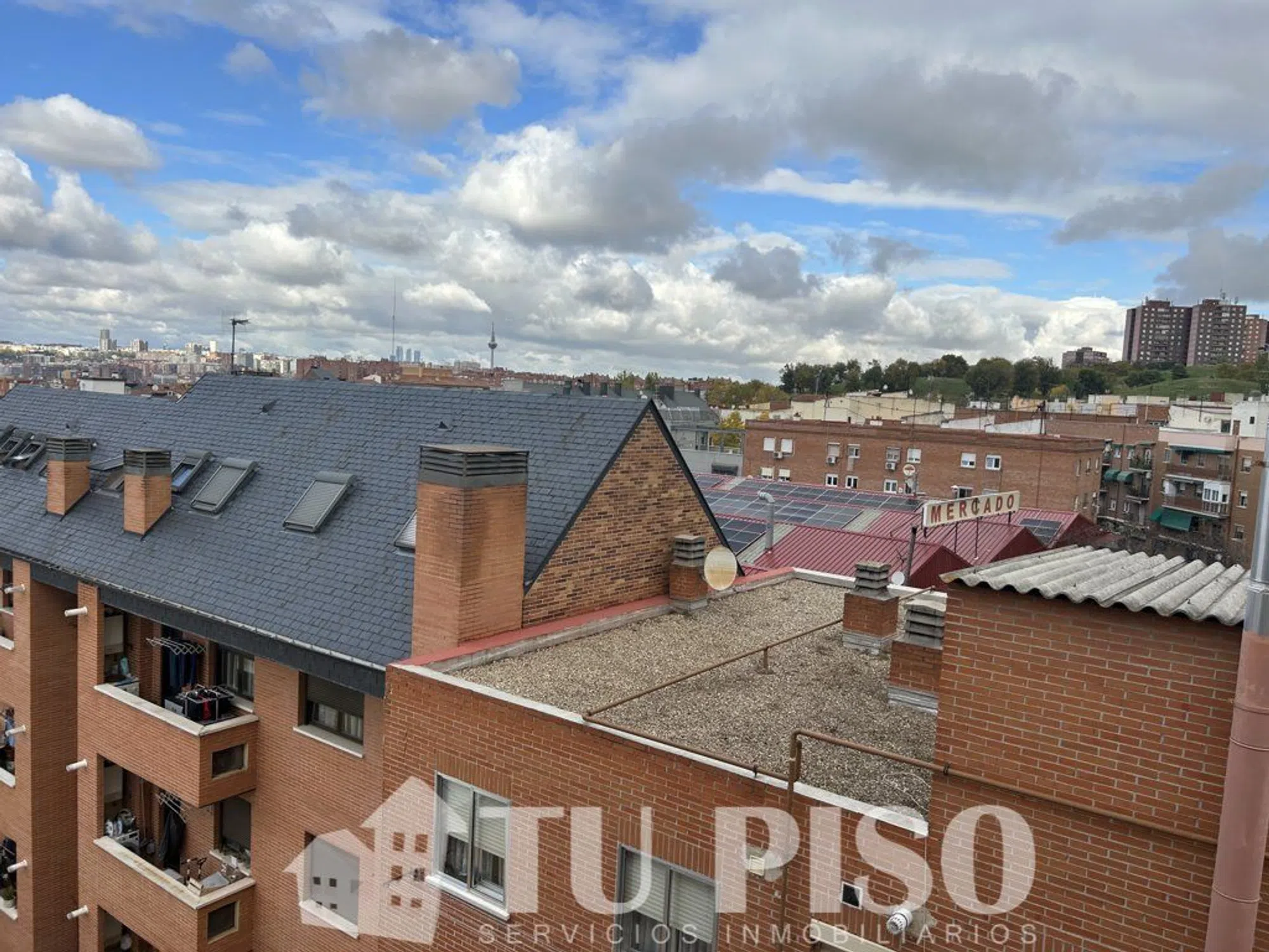 Piso en avenida de la Albufera - Photo 2