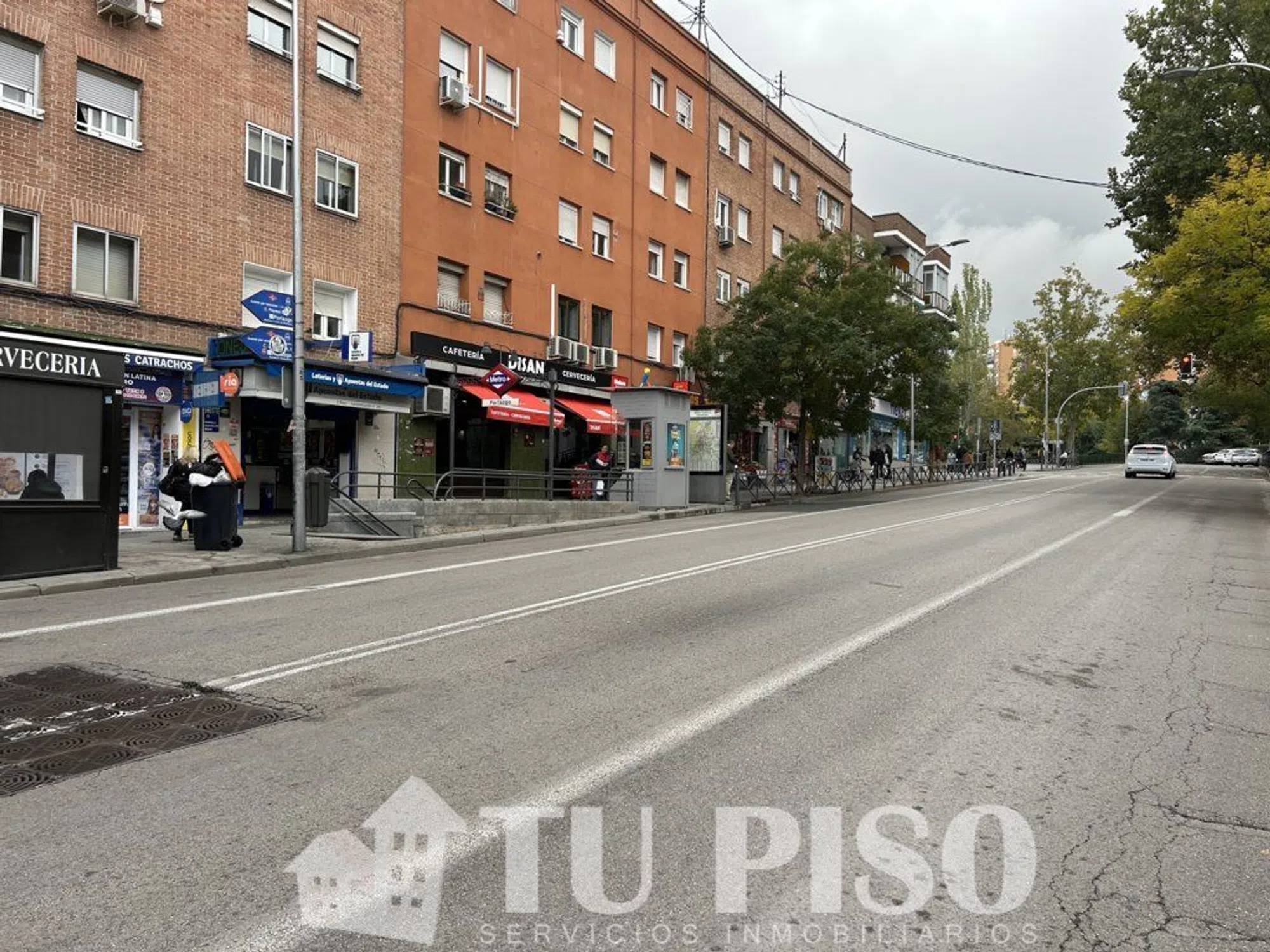Piso en avenida de la Albufera - Photo 4