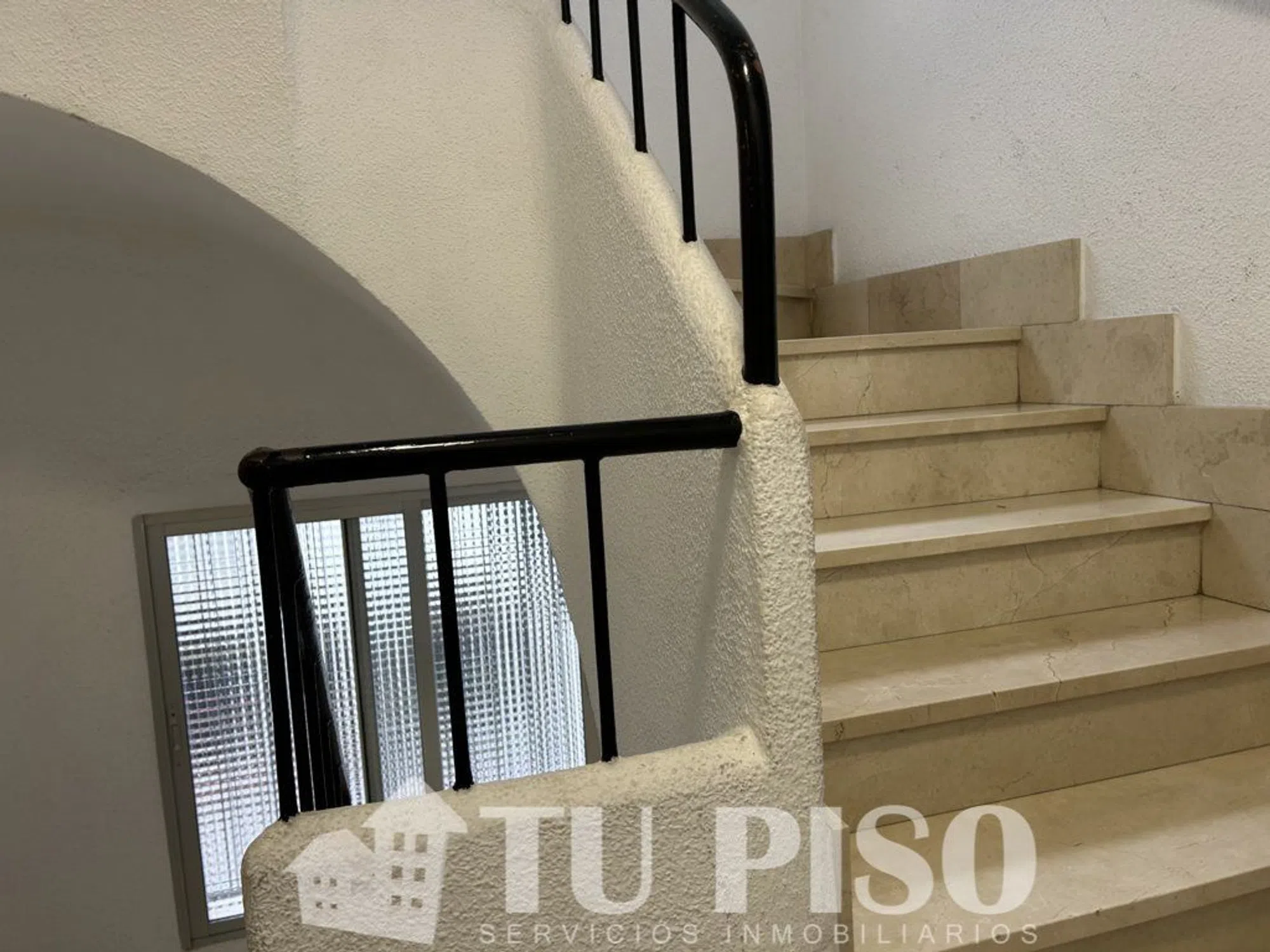 Piso en avenida de la Albufera - Photo 5