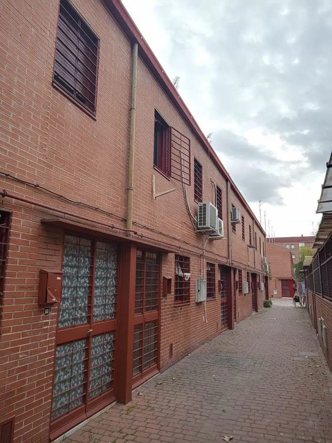 Chalet adosado en CL Mudela - Photo 2