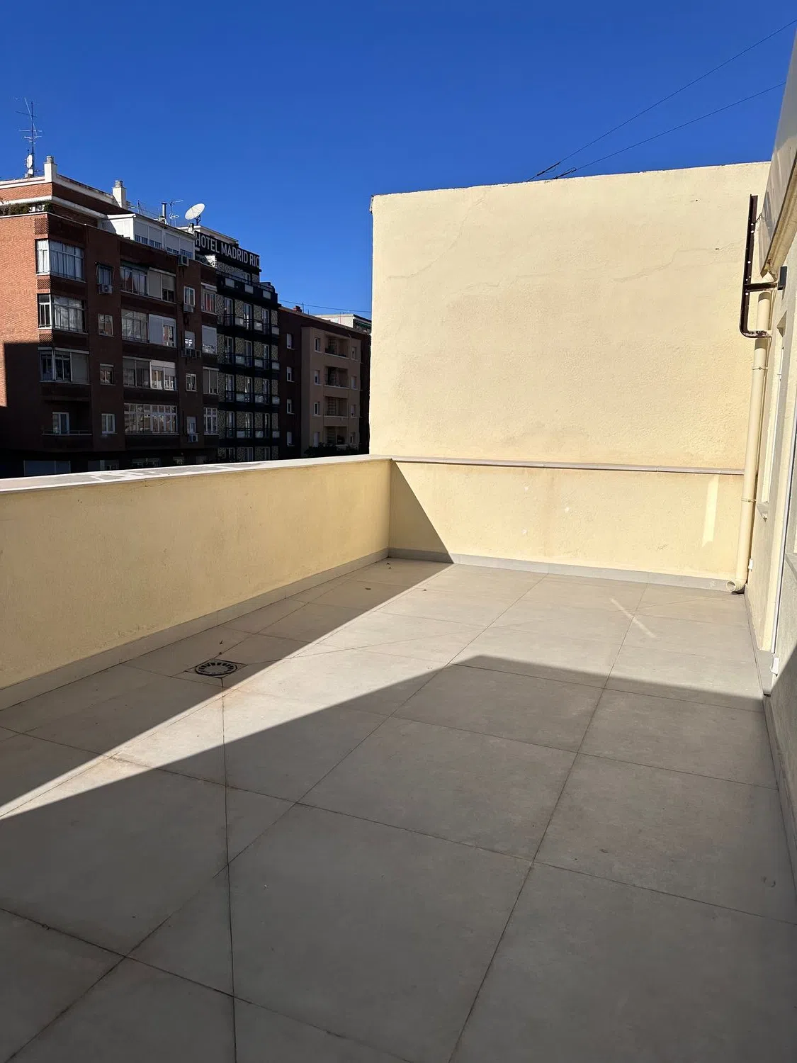 Ático en calle de Antonio López - Photo 5