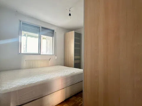 Flat in calle de Fuenteovejuna - Photo 15