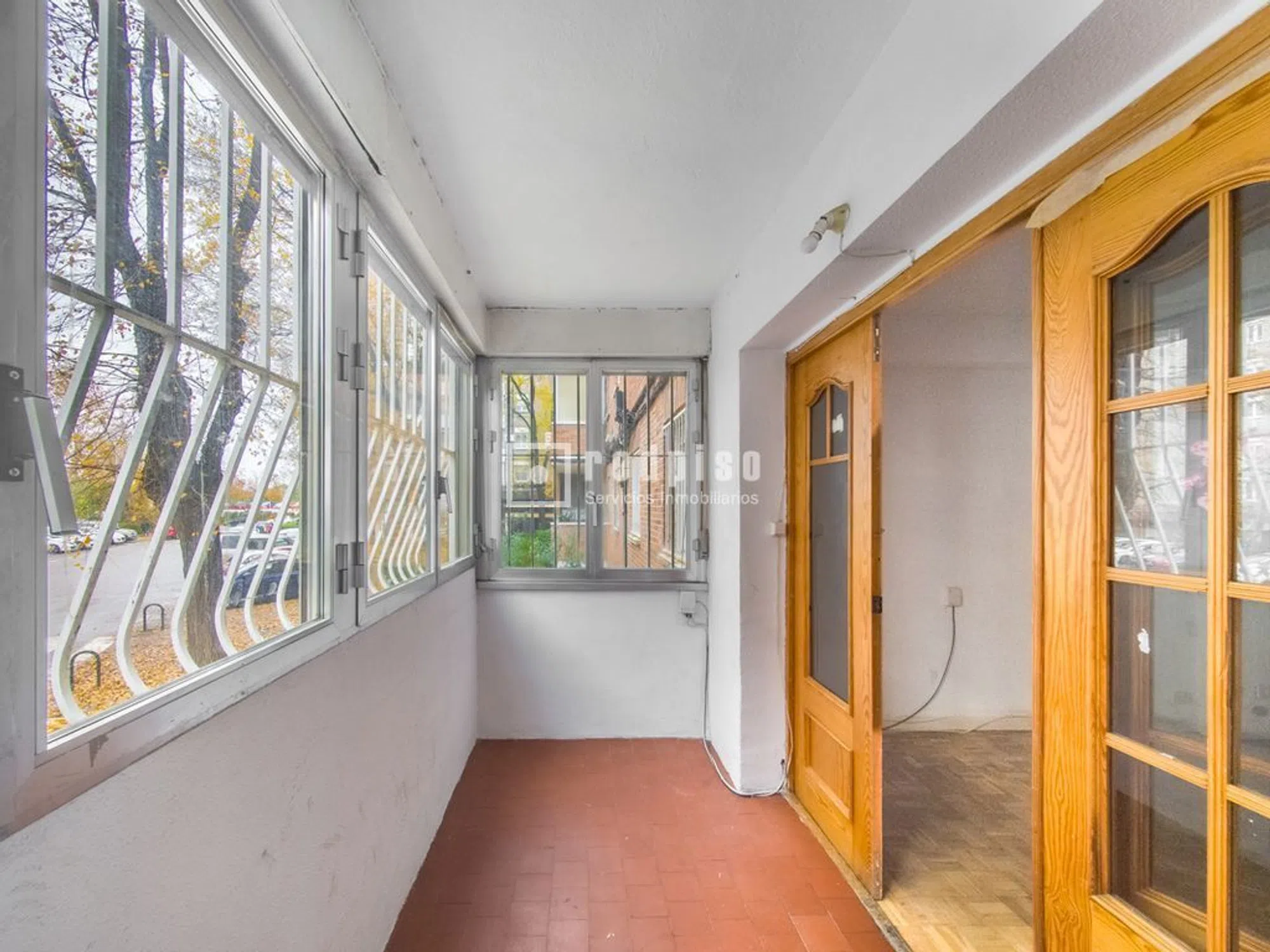 Piso en avenida de Moratalaz - Photo 2