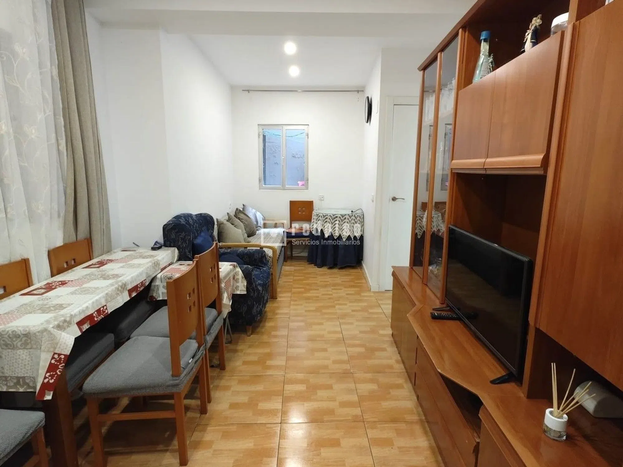 Piso en calle de Tomás Esteban - Photo 2