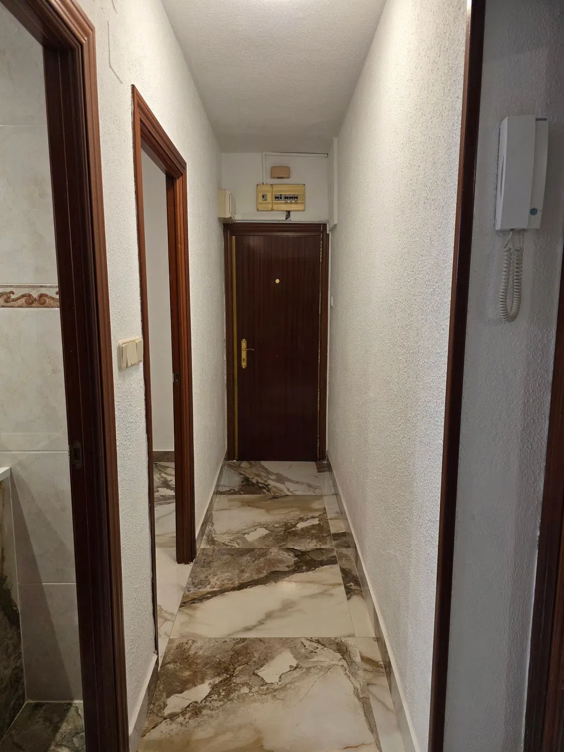 Piso en calle de Pinos Baja, 11
