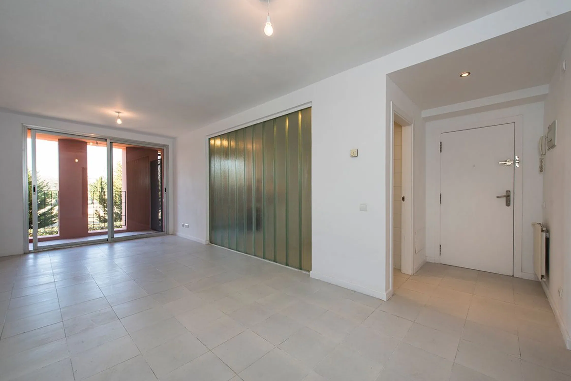 Piso en calle de Berrocal, 52 - Photo 3