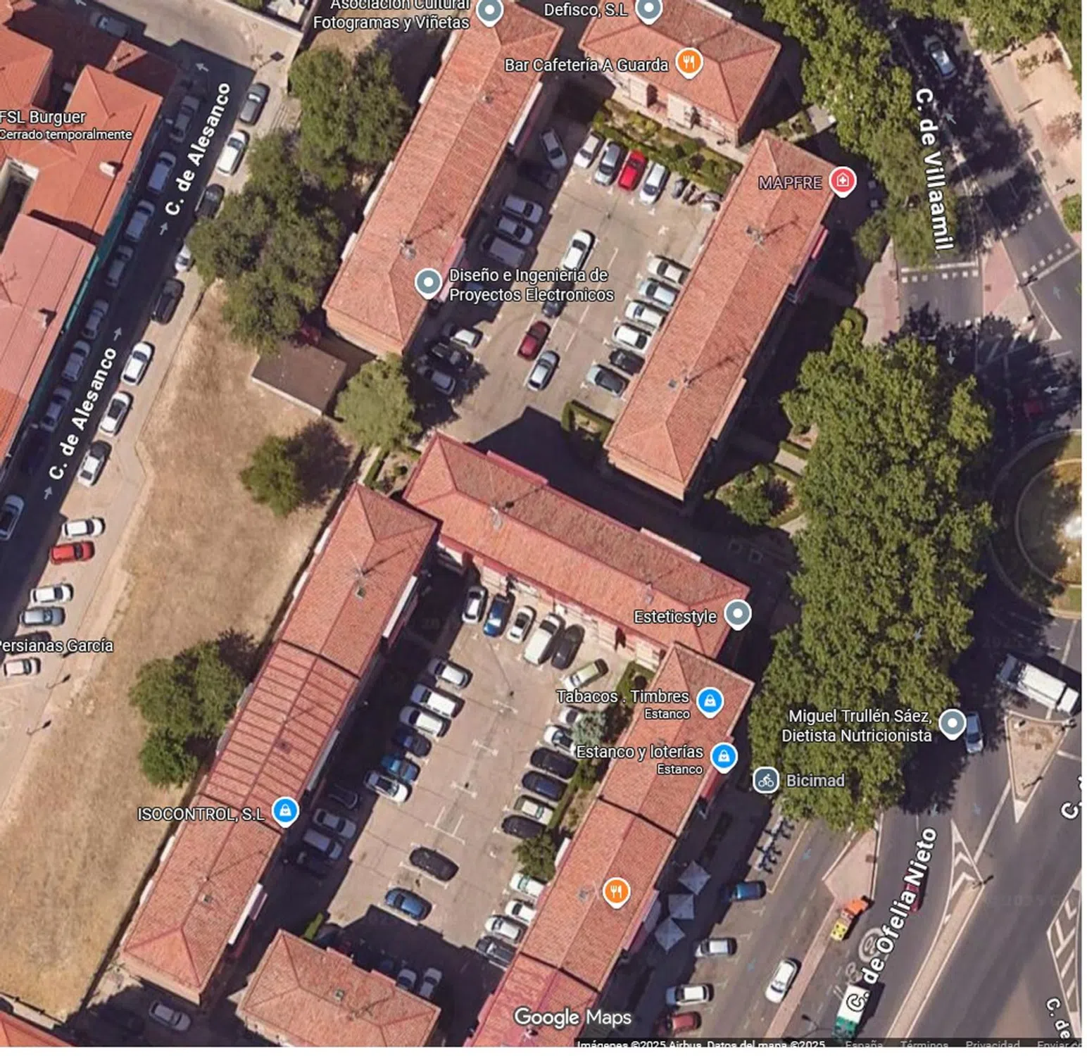 Piso en calle de Ofelia Nieto, 83