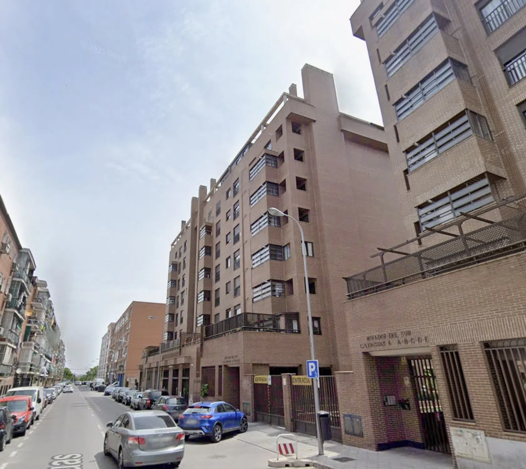 Piso en CL Lenguas - Photo 2