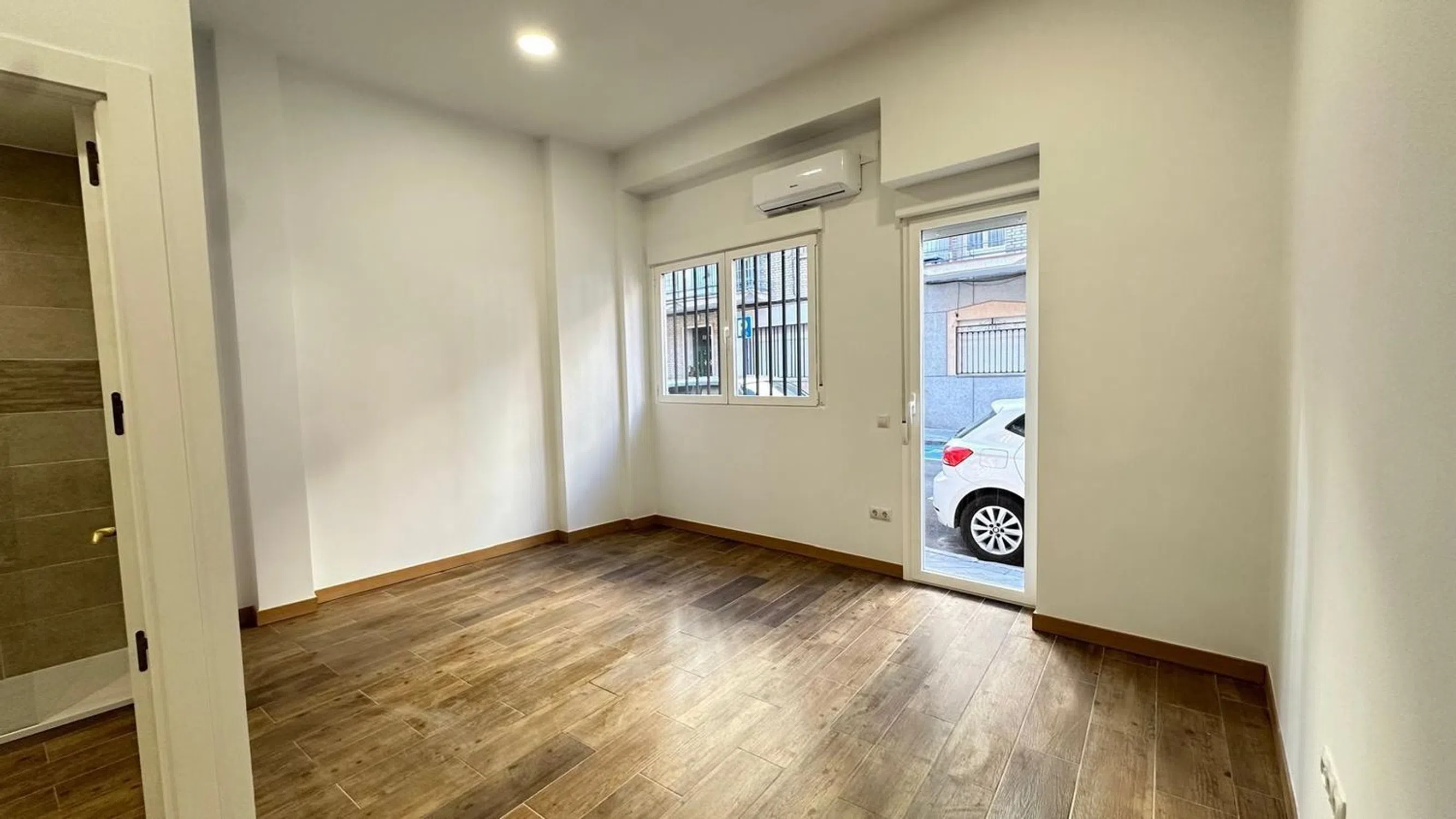 Piso en calle de Tordegrillos - Photo 2