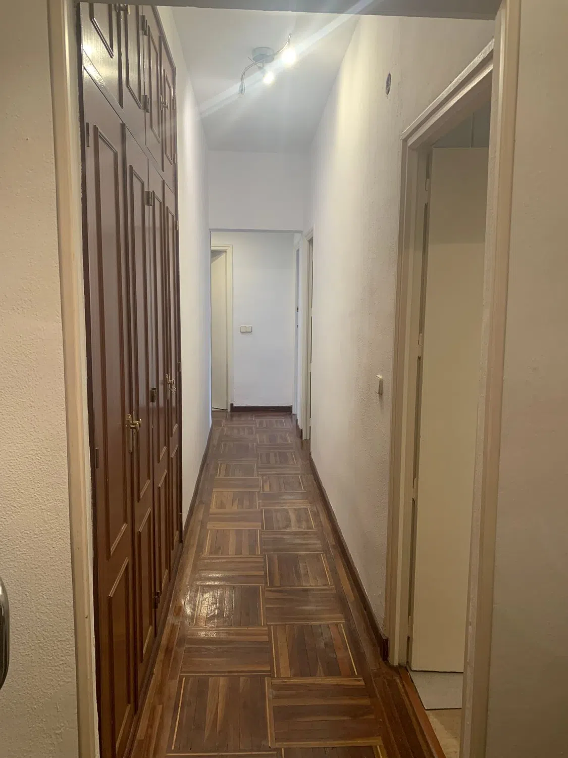 Piso en calle de la Infanta Mercedes, 39 - Photo 2