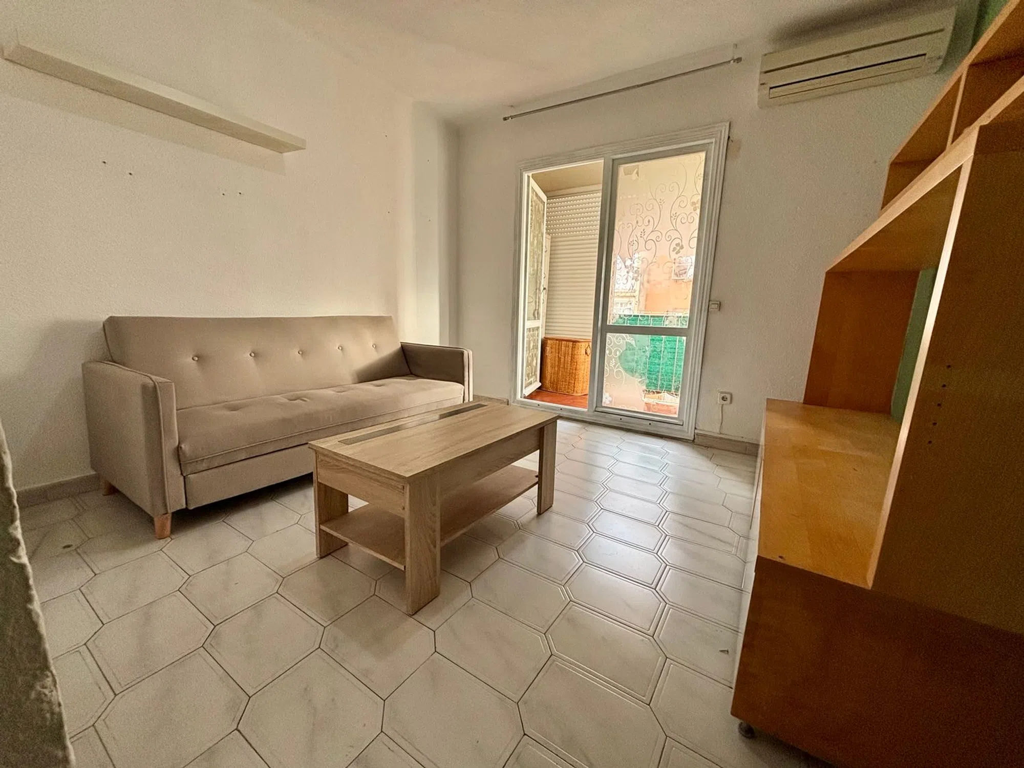 Piso en CL Zaratan - Photo 2
