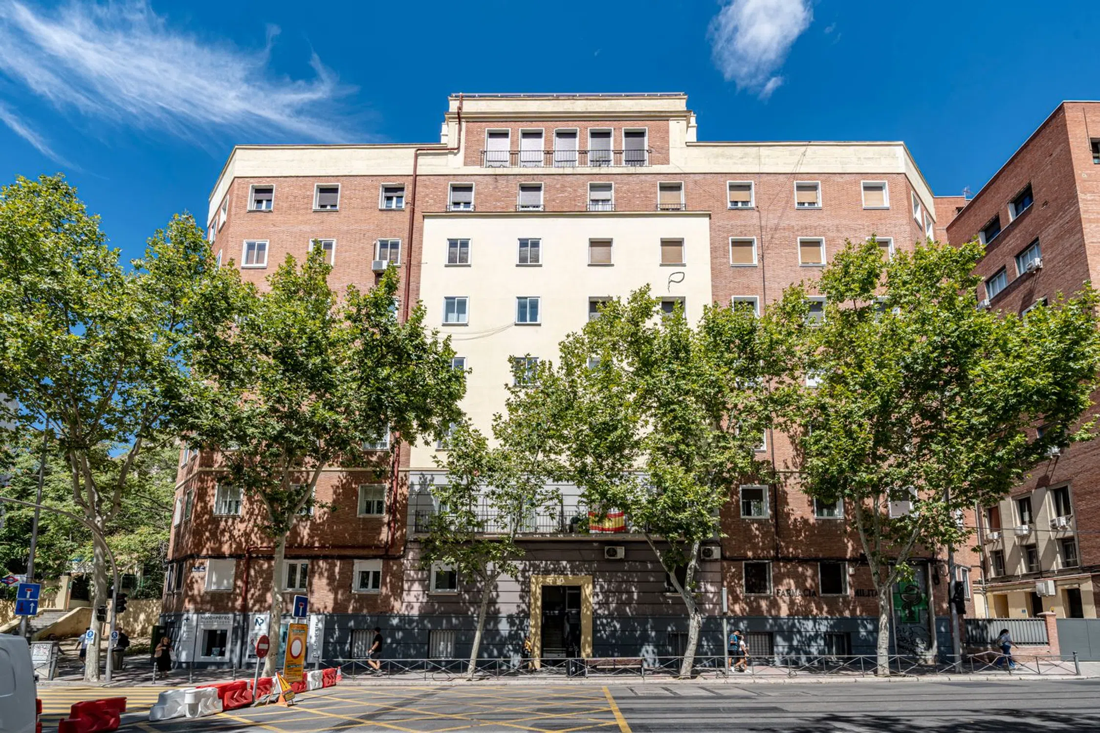 Piso en paseo de la Reina Cristina, 2
