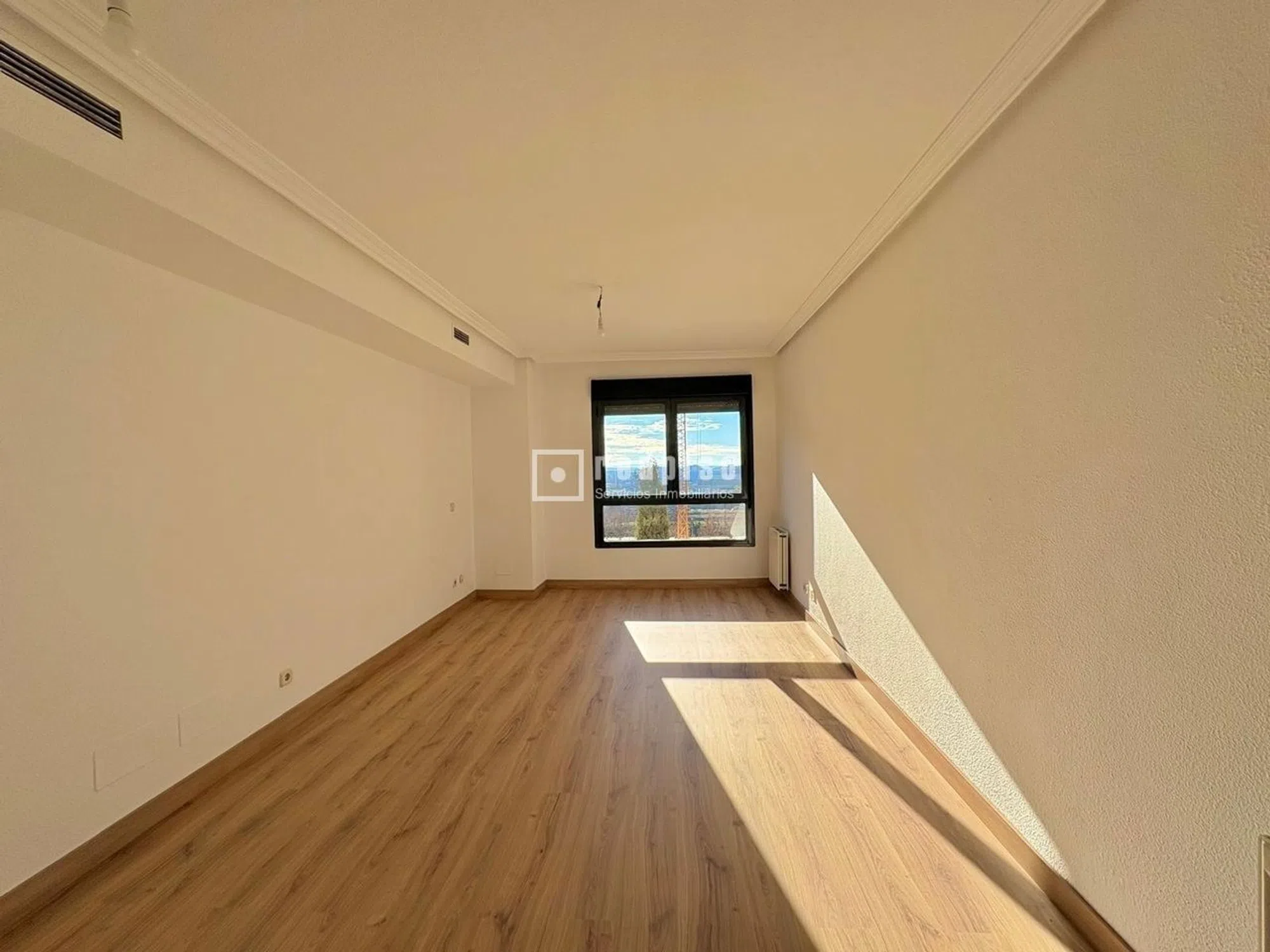 Piso en calle del Charleroi - Photo 4