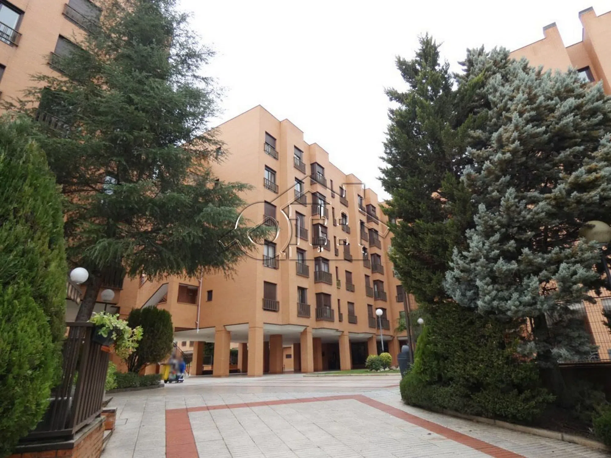 Piso en calle de Campezo - Photo 2