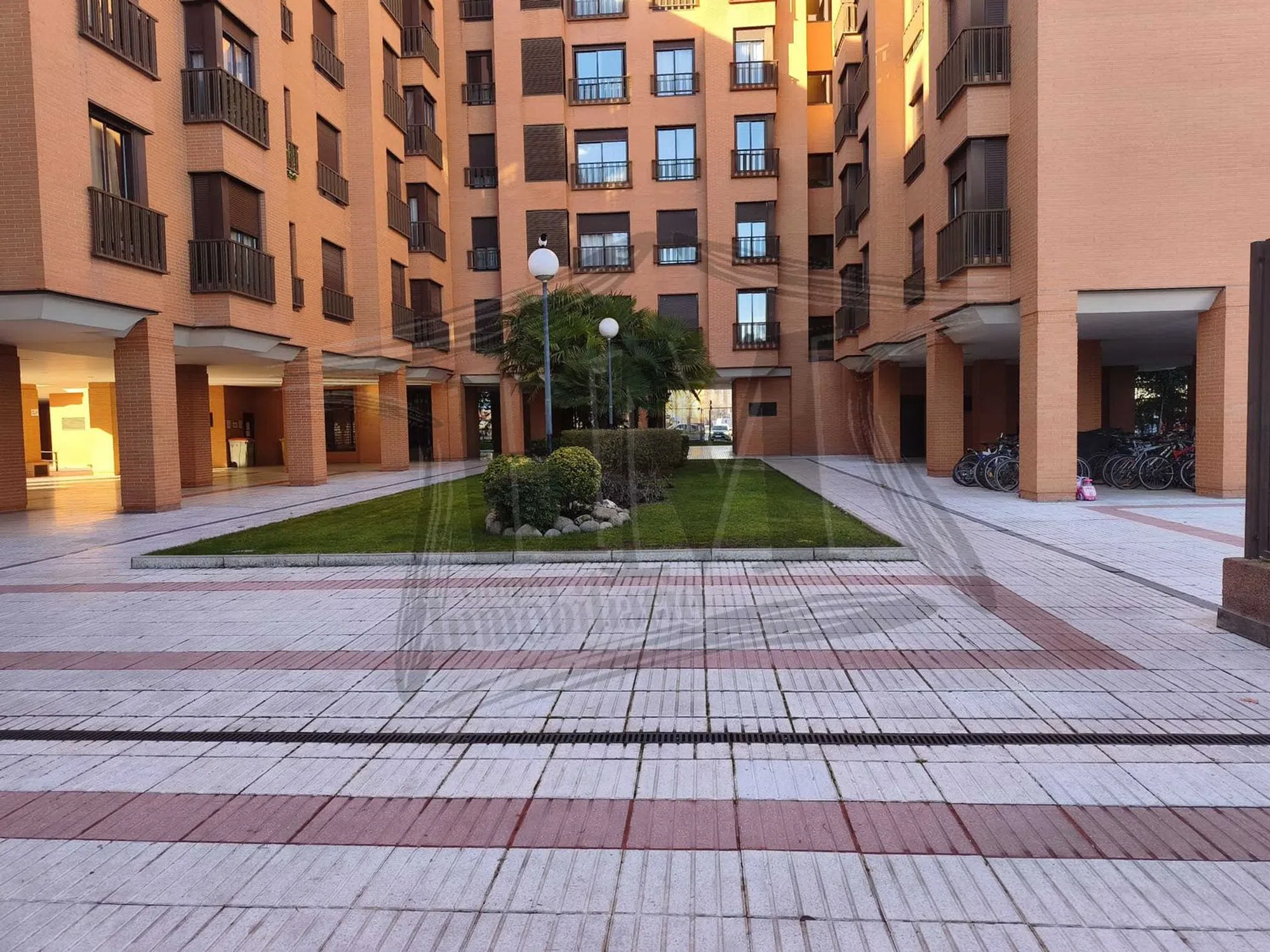 Piso en calle de Campezo s/n - Photo 7