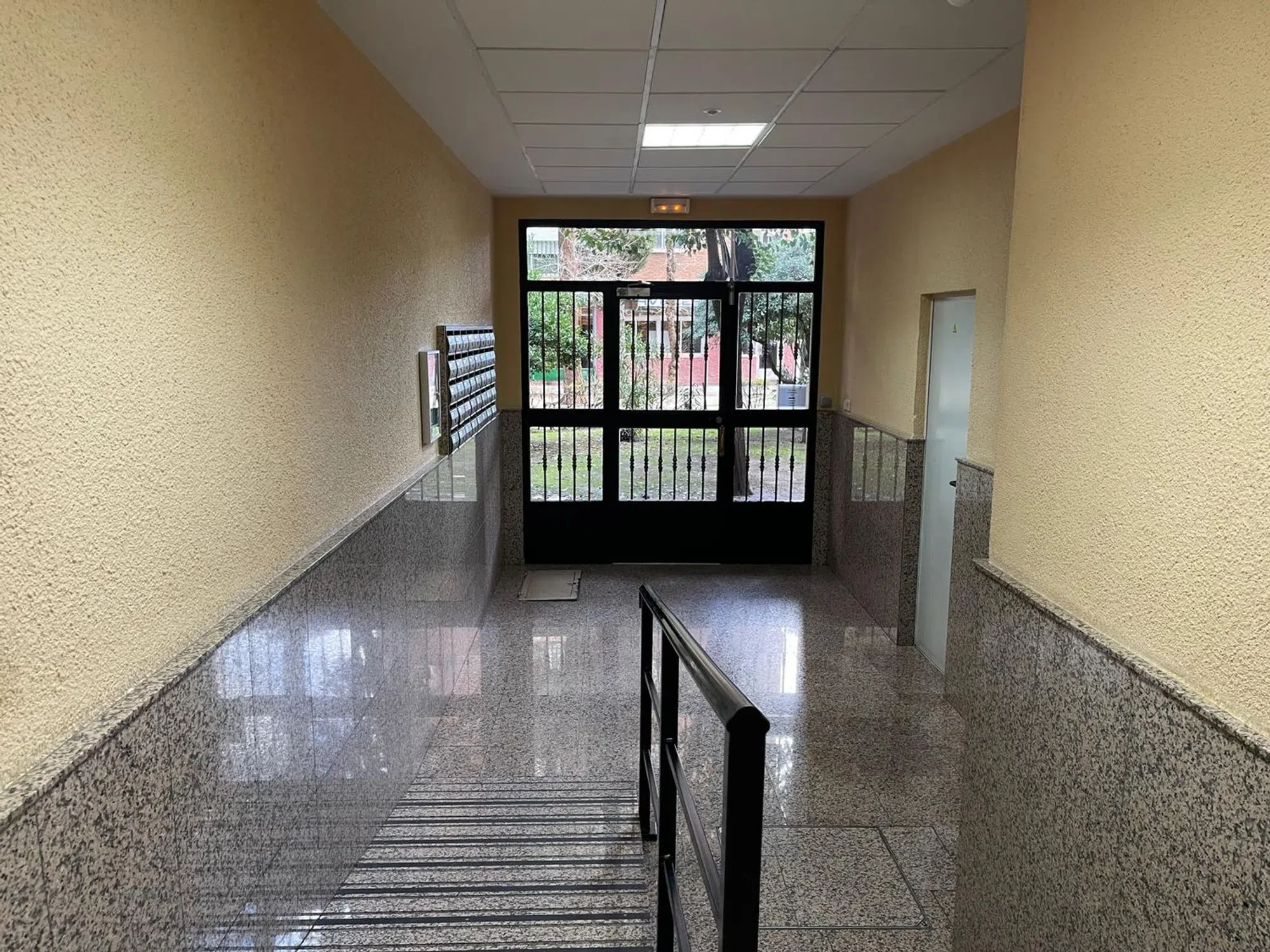 Piso en calle Mudela - Photo 2