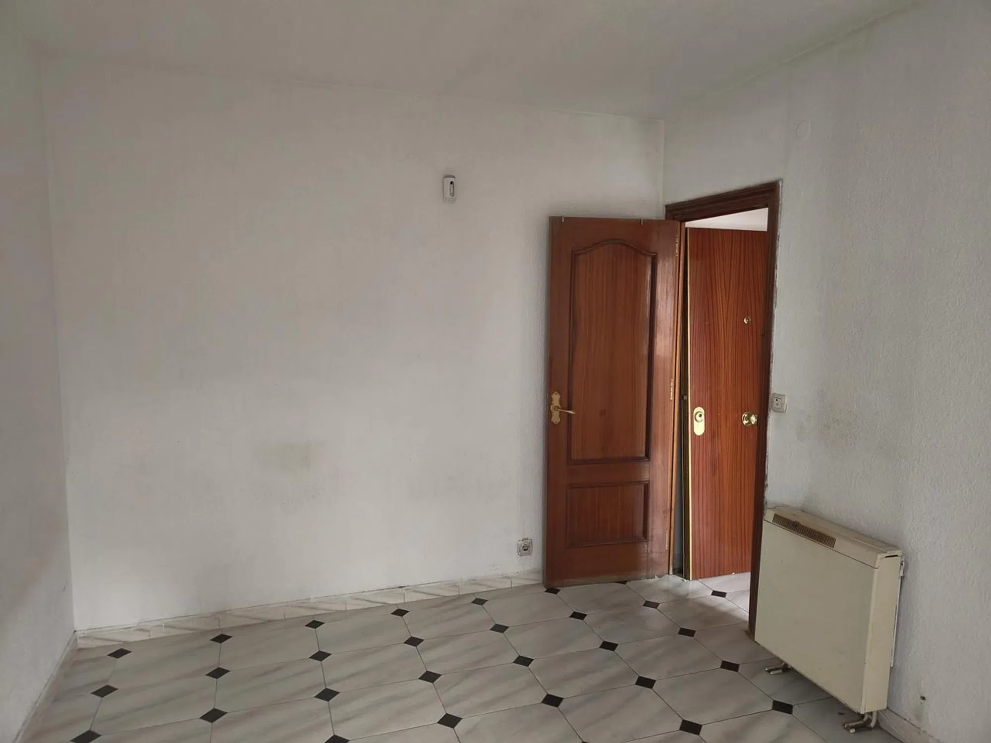 Piso en calle de San Neviano - Photo 8