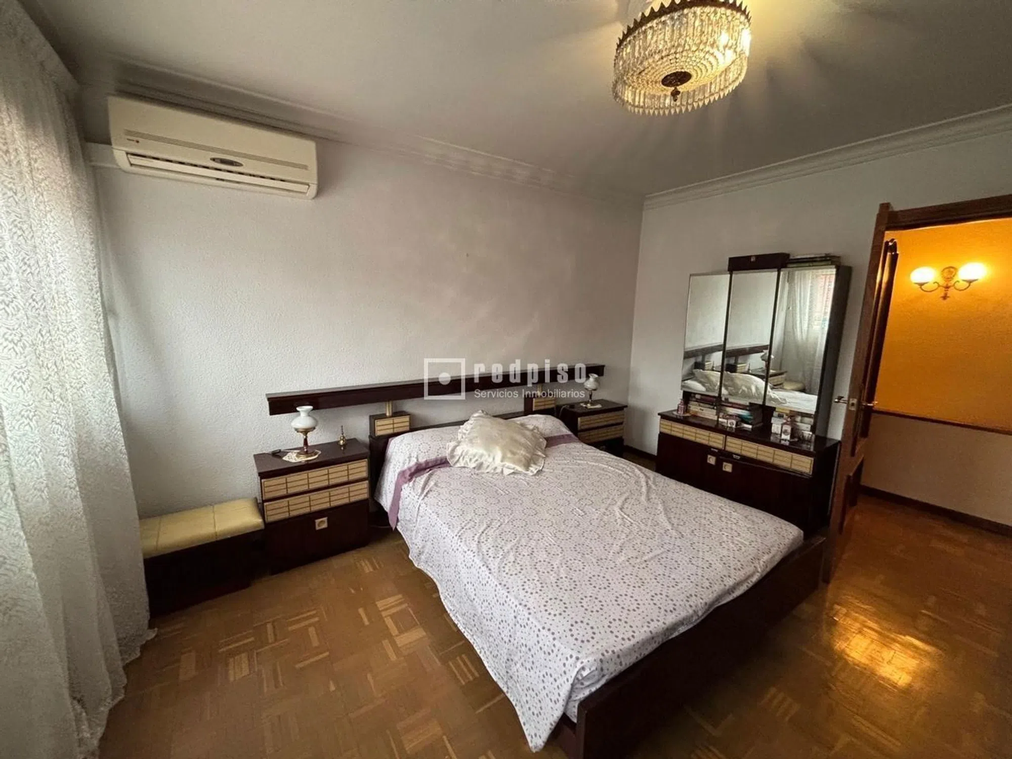 Chalet adosado en calle de Peñarroya - Photo 2