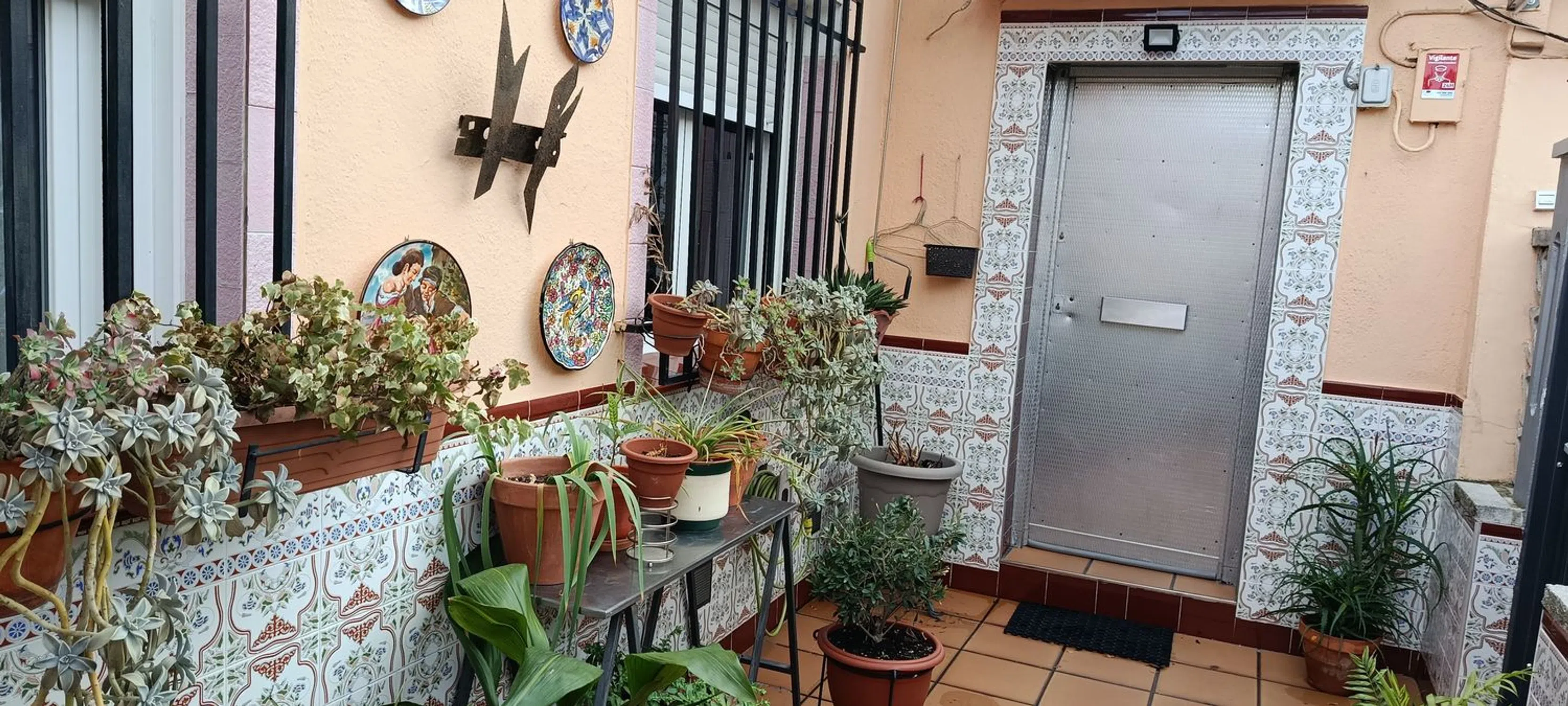 Chalet adosado en calle Rochapea, 41