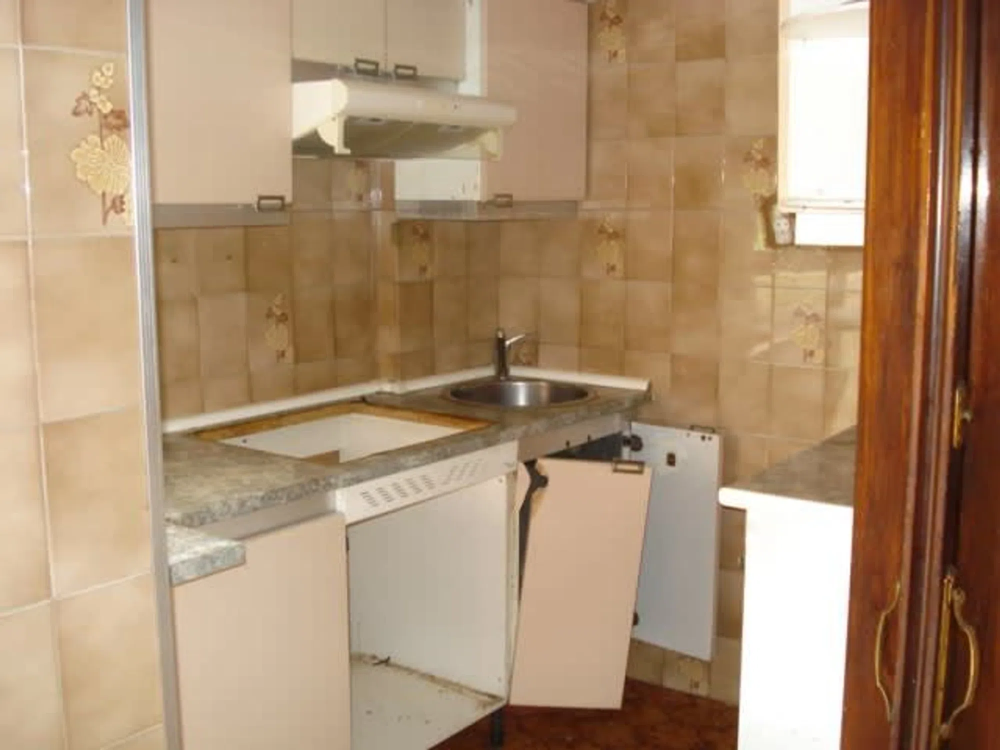 Piso en calle de Valdecanillas - Photo 3