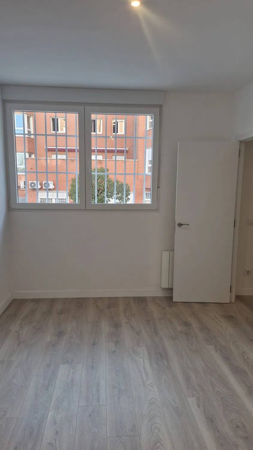 Piso en calle de Damasco - Photo 3