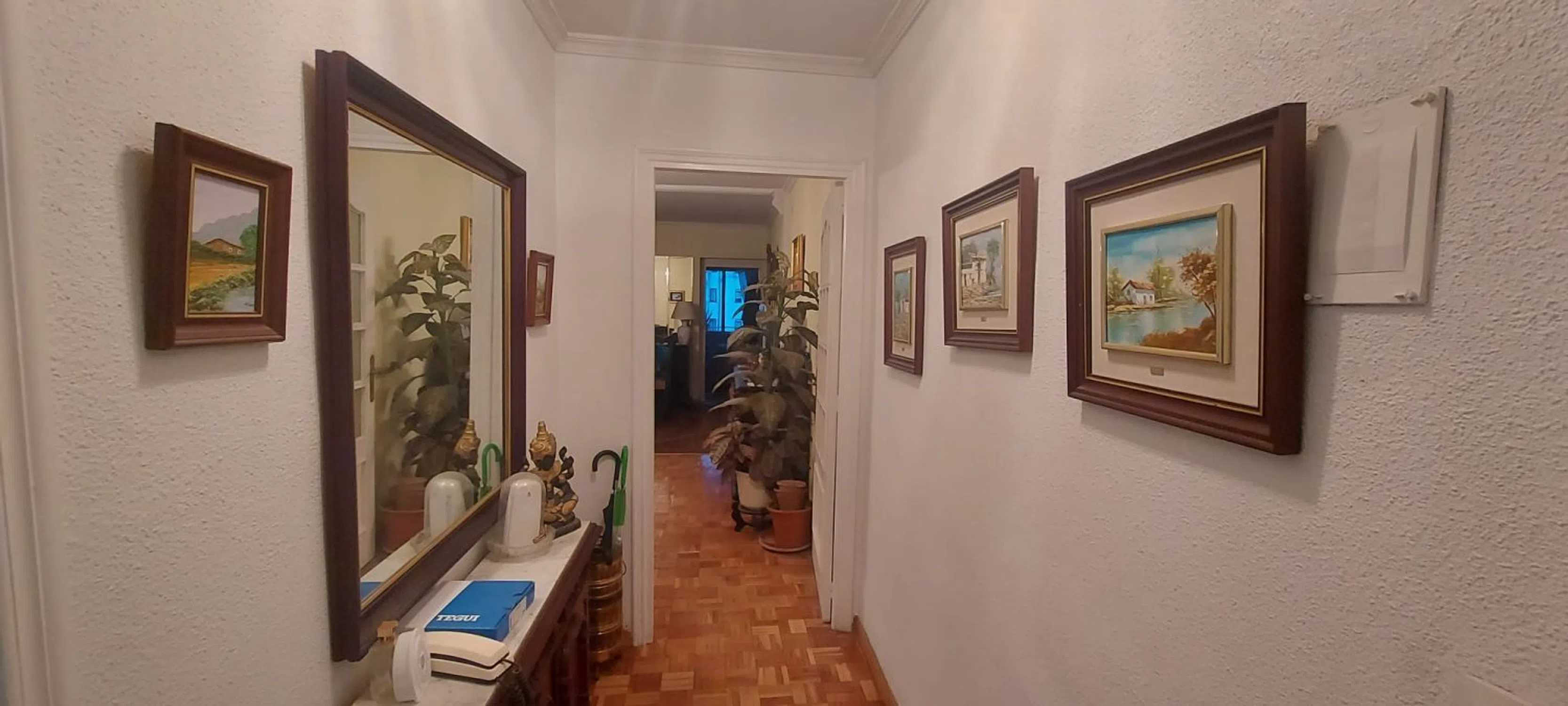 Piso en calle de Fernán González - Photo 2