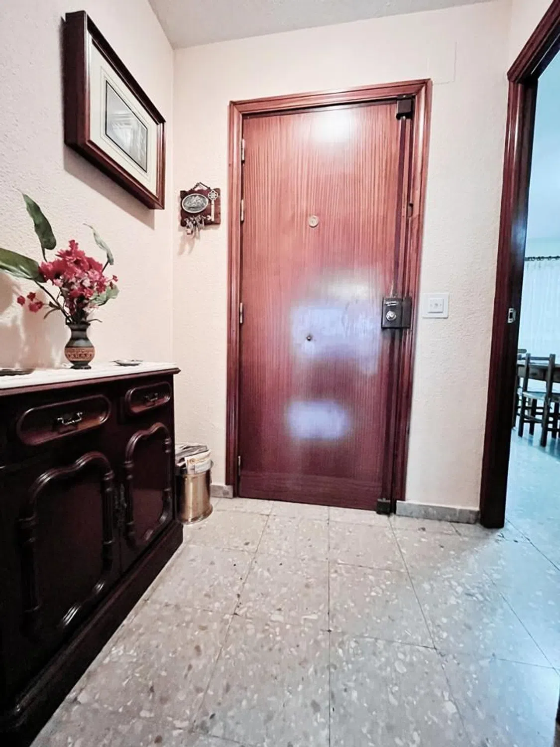 Piso en calle de Ramón Pérez de Ayala - Photo 2