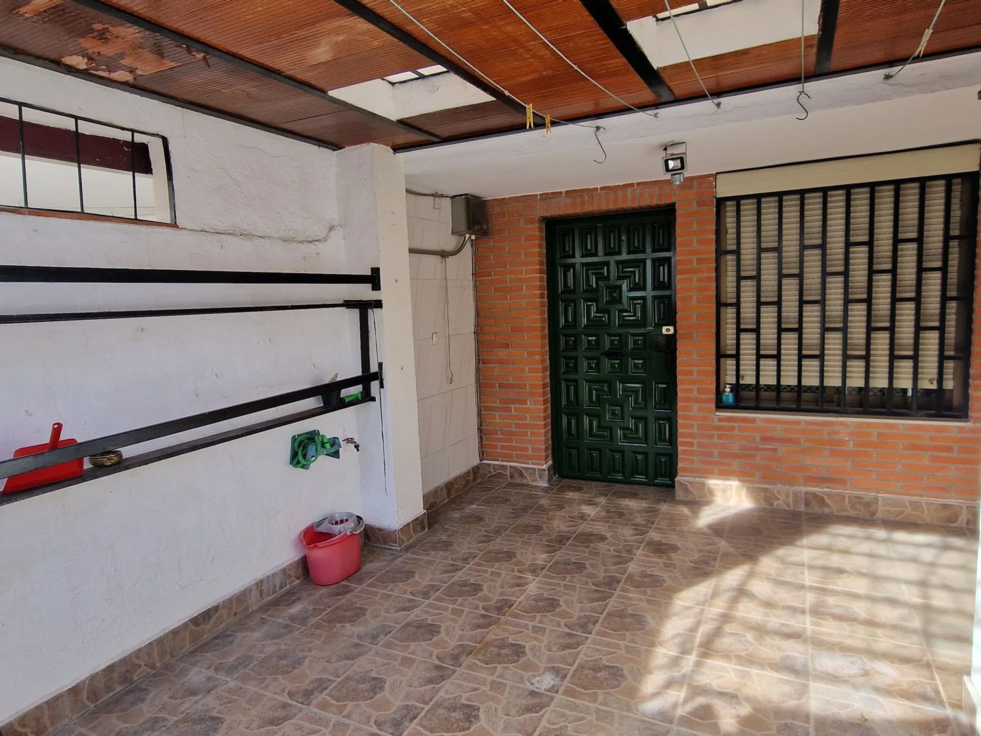 Chalet adosado en calle Vilches, 11 - Photo 2