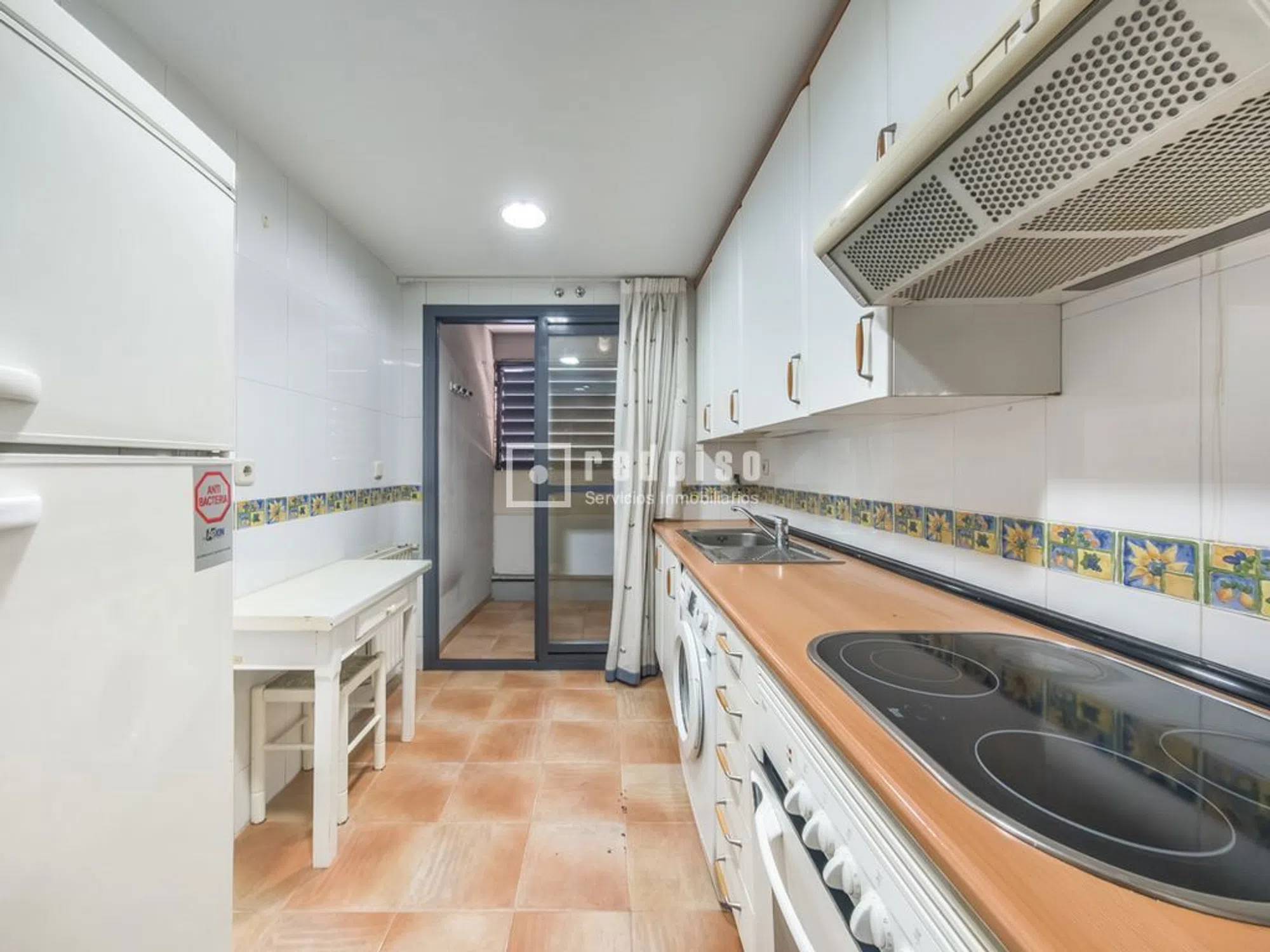 Piso en calle de Ladera de los Almendros - Photo 2