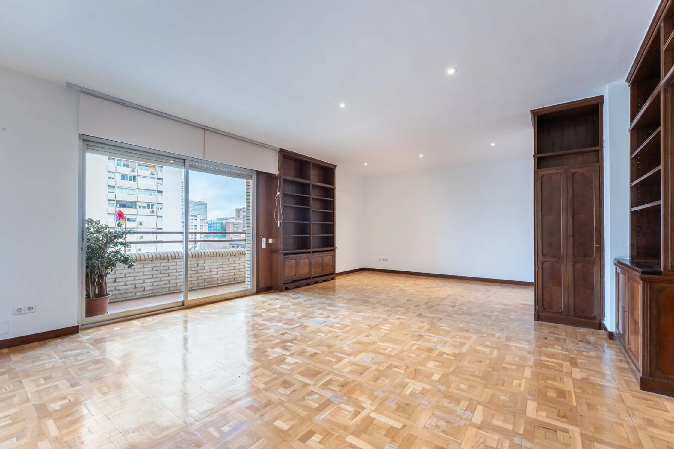Piso en CL Orense - Photo 4