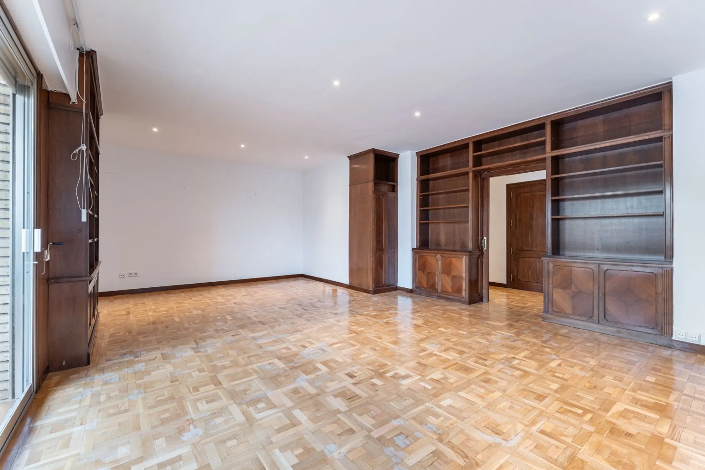 Piso en CL Orense - Photo 7