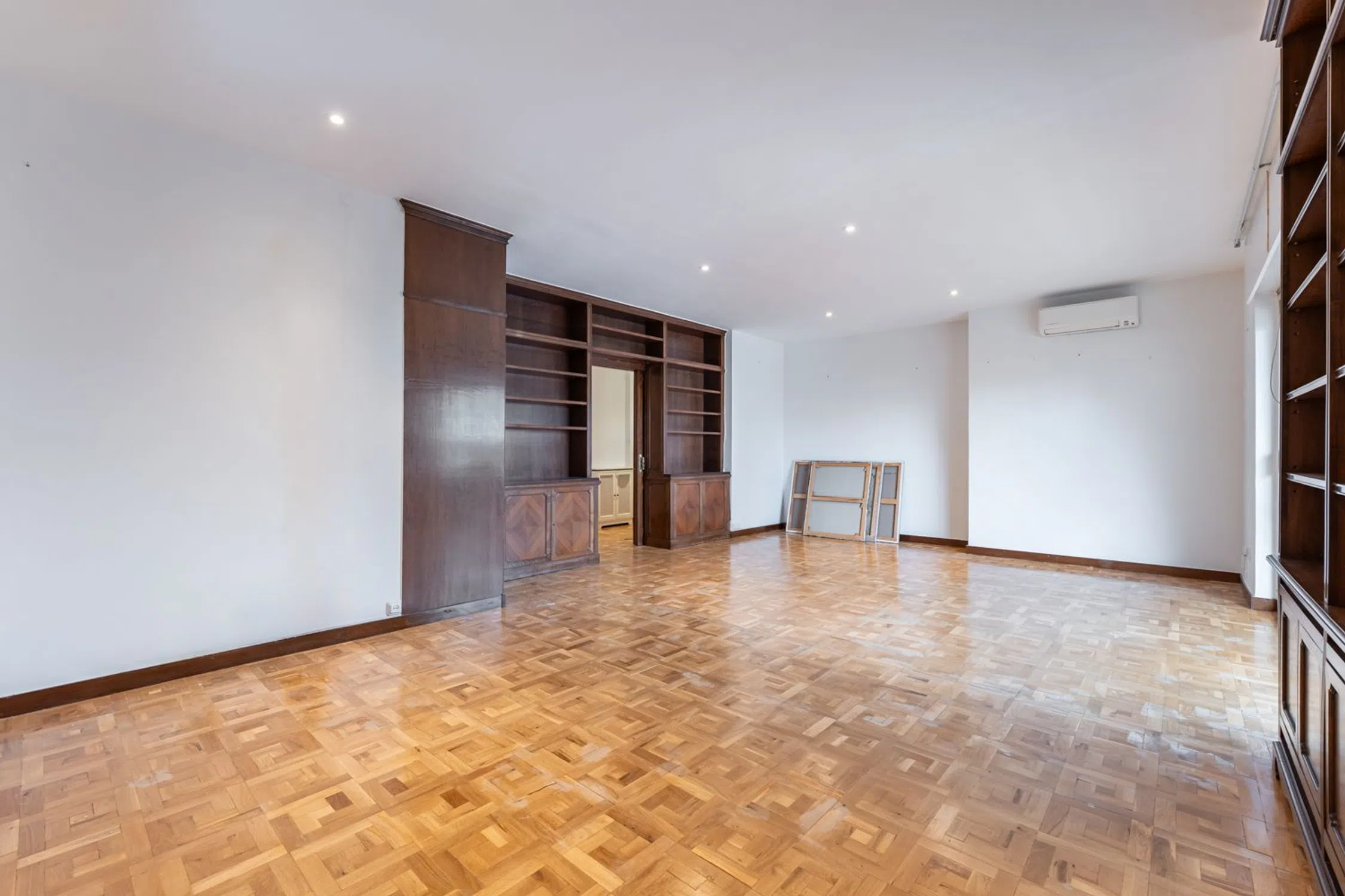 Piso en CL Orense - Photo 8
