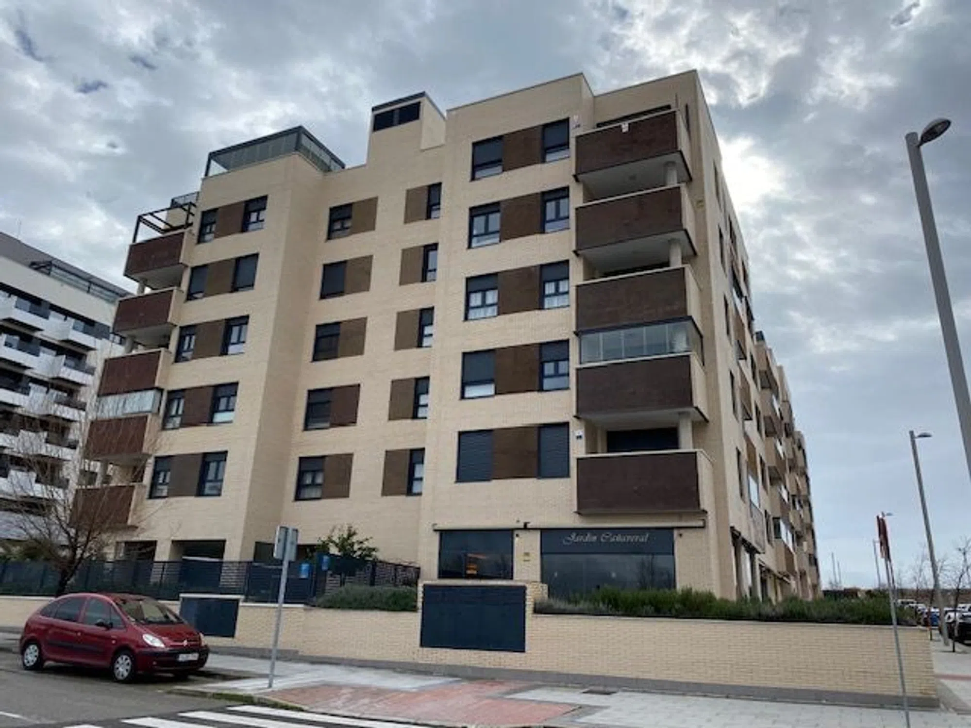 Piso en CL Cerro Del Campo