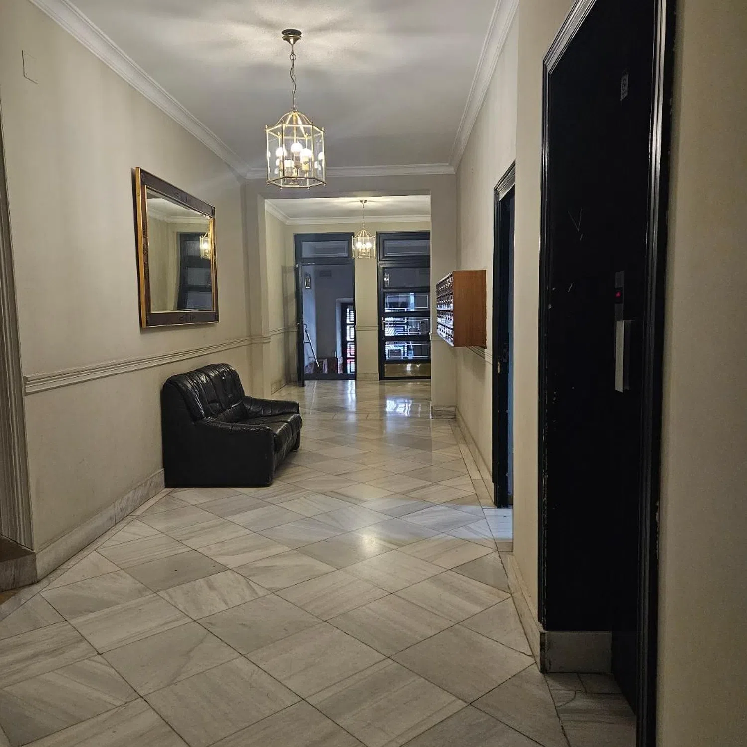 Piso en calle de Fernán González