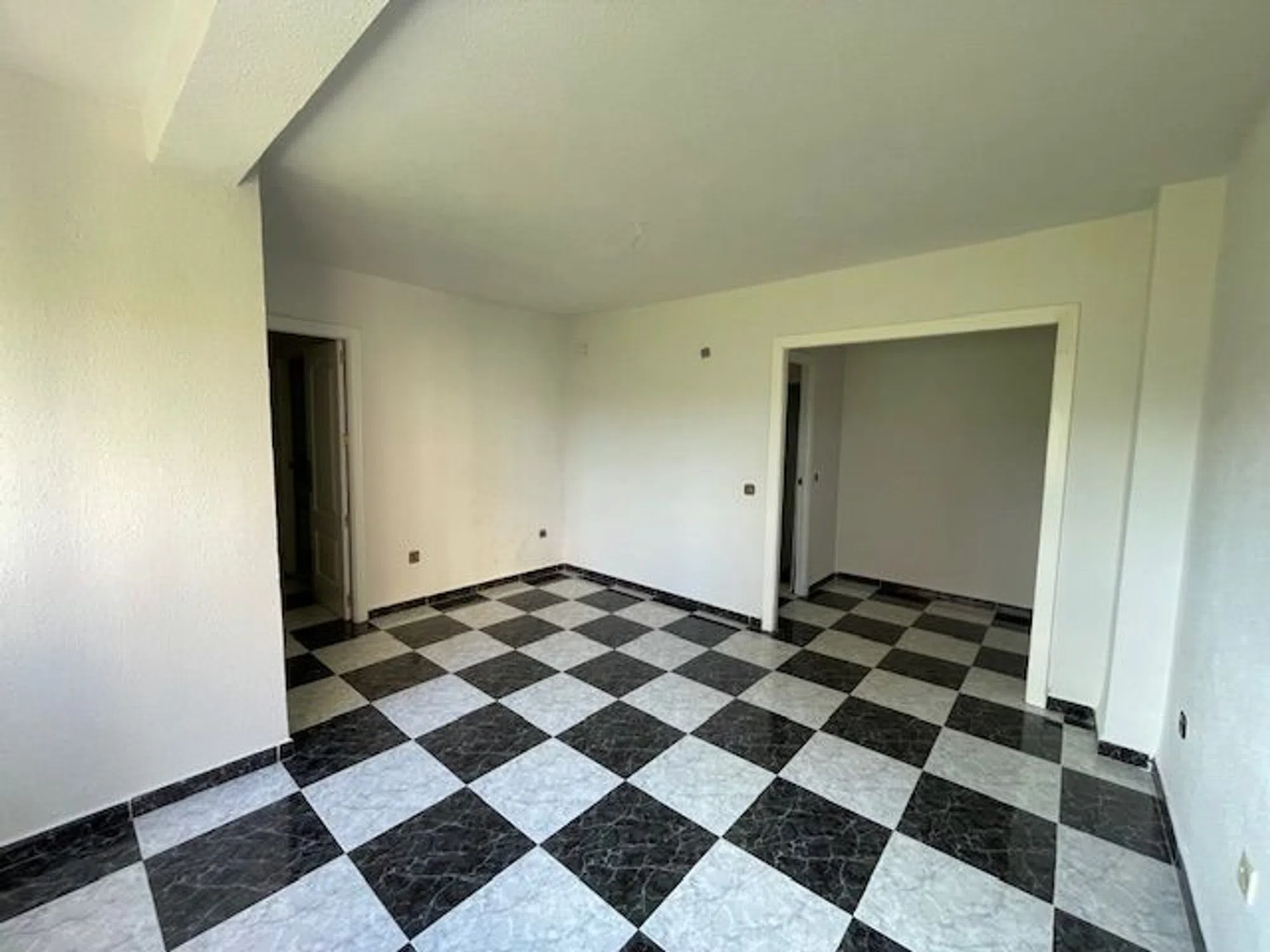 Piso en calle Moncada - Photo 2