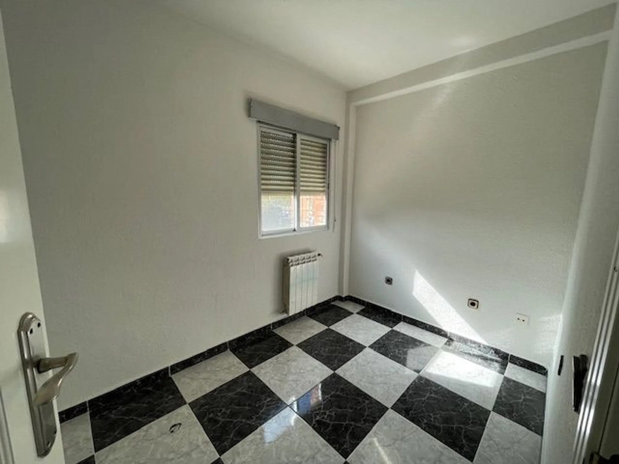 Piso en calle Moncada - Photo 7