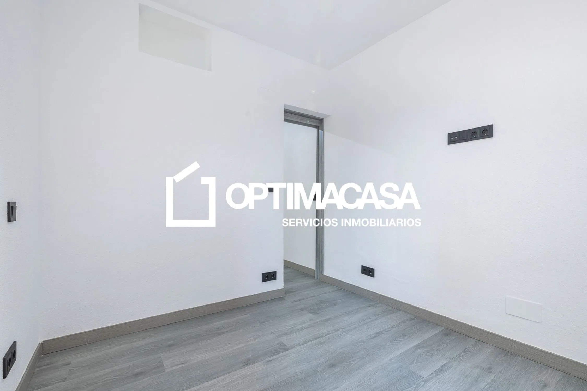 Piso en calle del Sauco - Photo 3